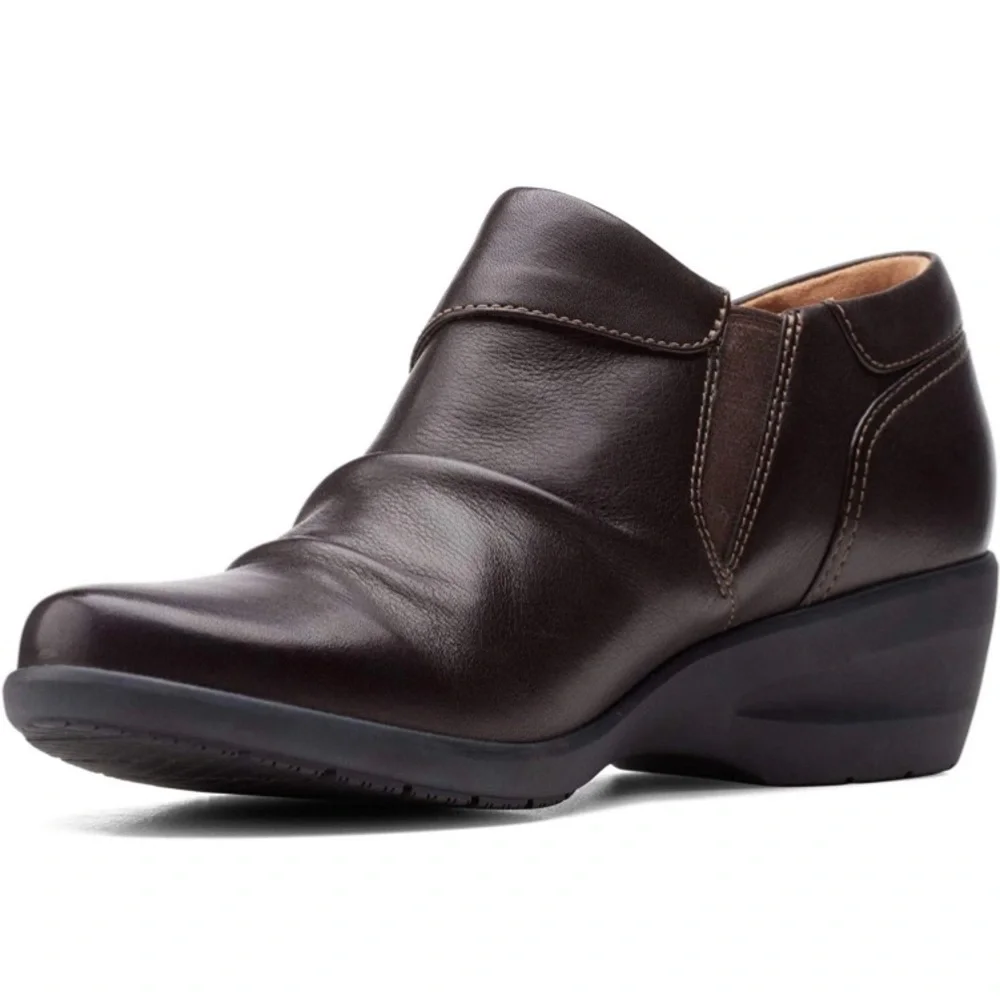 Clarks Women's Rosely Lo - Dark Brown Leather, Size 7.5 M